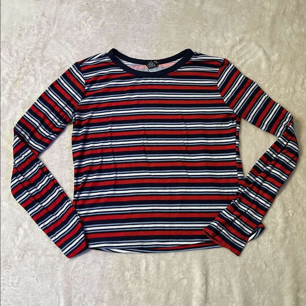 striped shirt
